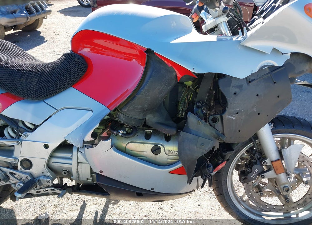 2002 BMW K1200 RS VIN: WB10557AX2ZG35979