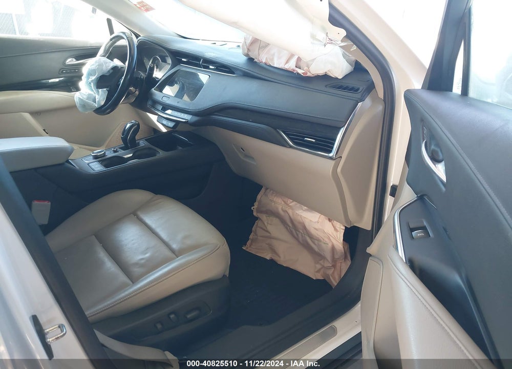 2019 CADILLAC XT4 PREMIUM LUXURY VIN: 1GYFZCR47KF187044