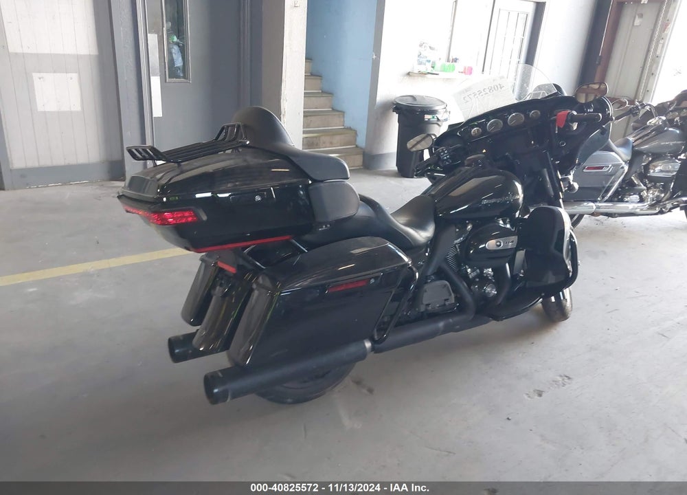 2022 HARLEY-DAVIDSON FLHTK VIN: 1HD1KEF14NB646888