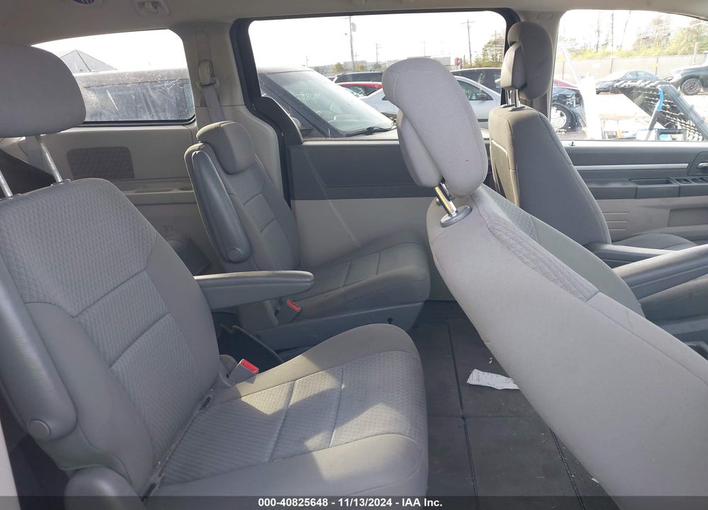 2010 DODGE GRAND CARAVAN HERO VIN: 2D4RN3D1XAR372209