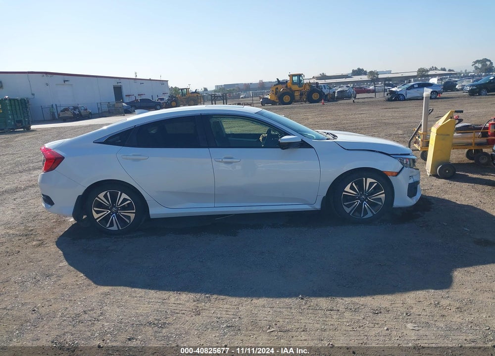 2018 HONDA CIVIC EX-T VIN: JHMFC1F43JX007727