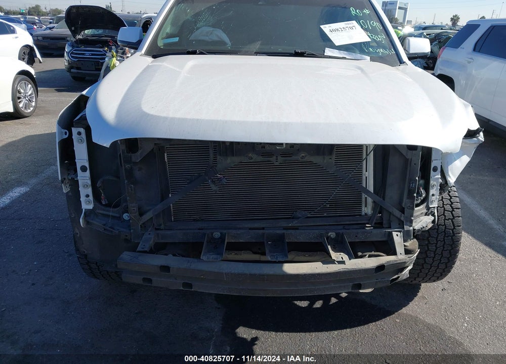 2017 GMC YUKON SLT VIN: 1GKS1BKC1HR343615