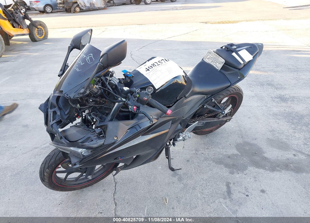 2018 YAMAHA YZFR3 VIN: MH3RH06Y2JK018326