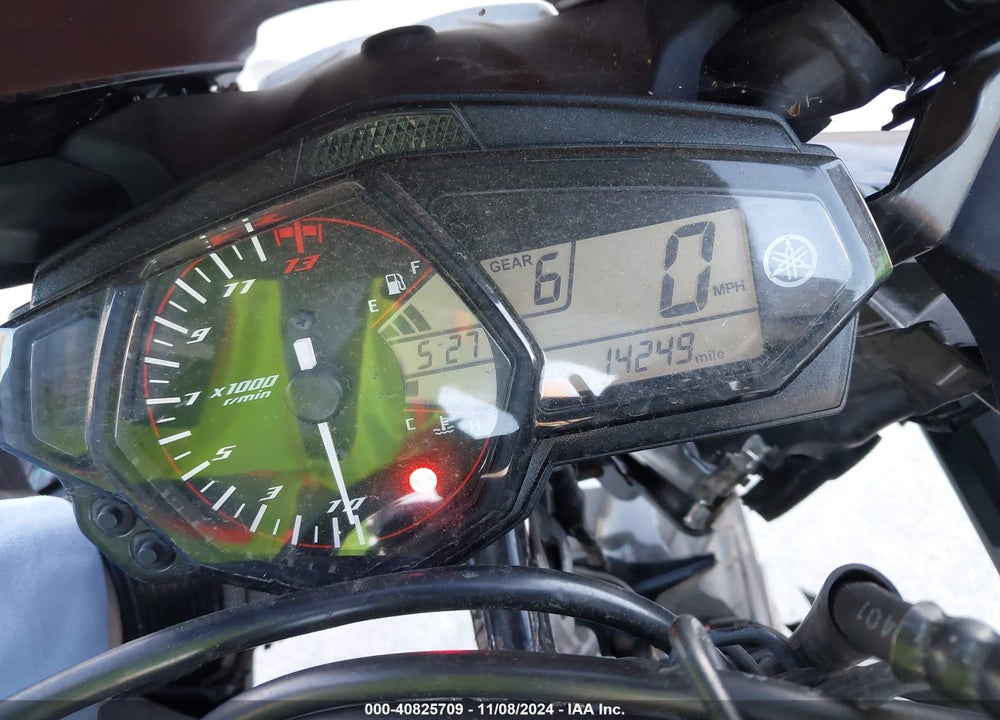 2018 YAMAHA YZFR3 VIN: MH3RH06Y2JK018326