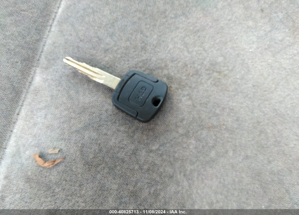 2000 NISSAN SENTRA GXE/XE VIN: 3N1CB51D1YL320273