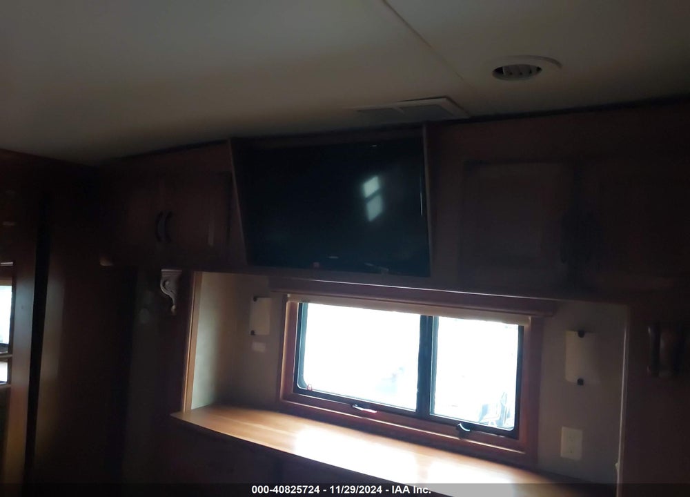 2014 DRV MOBILE SUITES VIN: 5KEFA3627E1007158