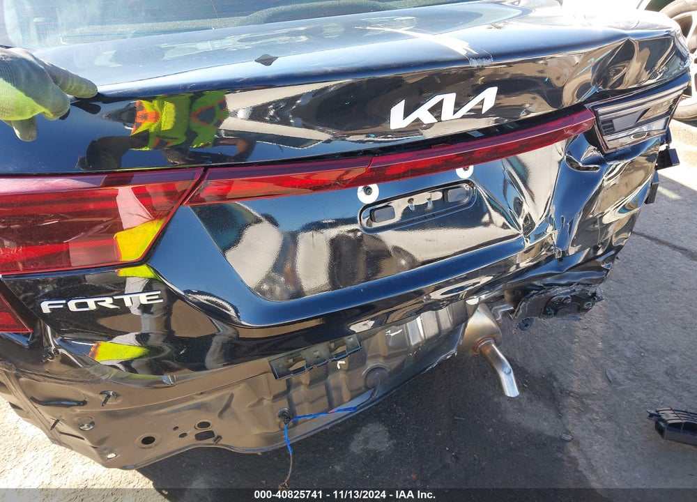 2024 KIA FORTE LXS VIN: 3KPF24AD1RE811162