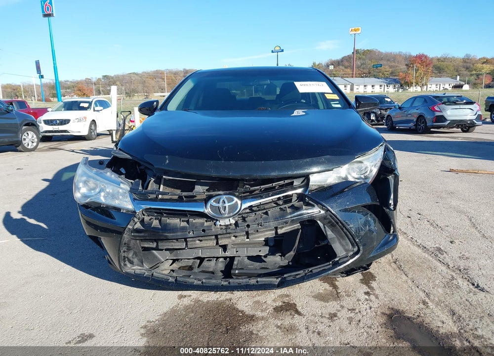 2017 TOYOTA CAMRY LE VIN: 4T1BF1FK2HU670073
