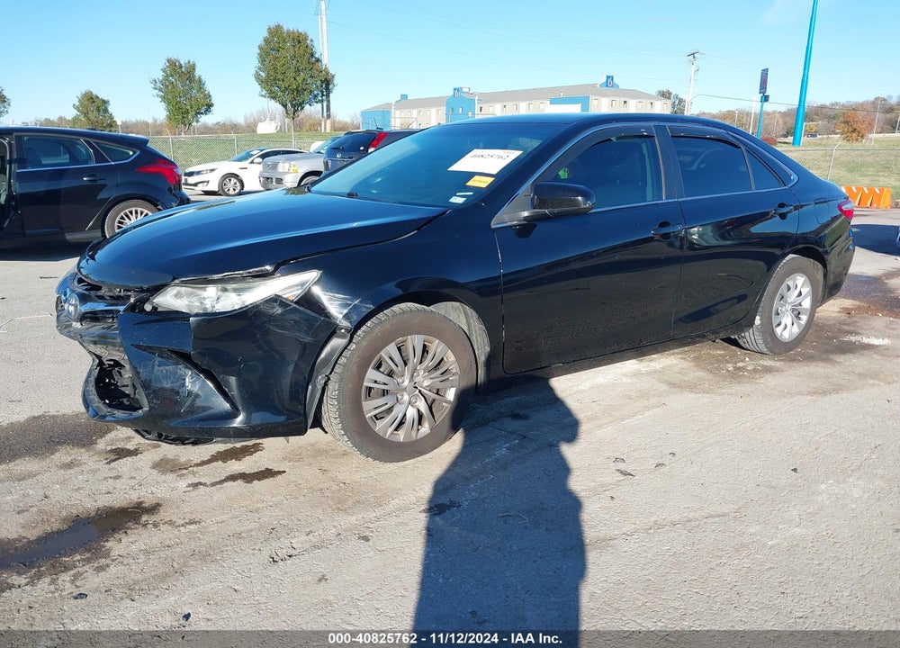 2017 TOYOTA CAMRY LE VIN: 4T1BF1FK2HU670073