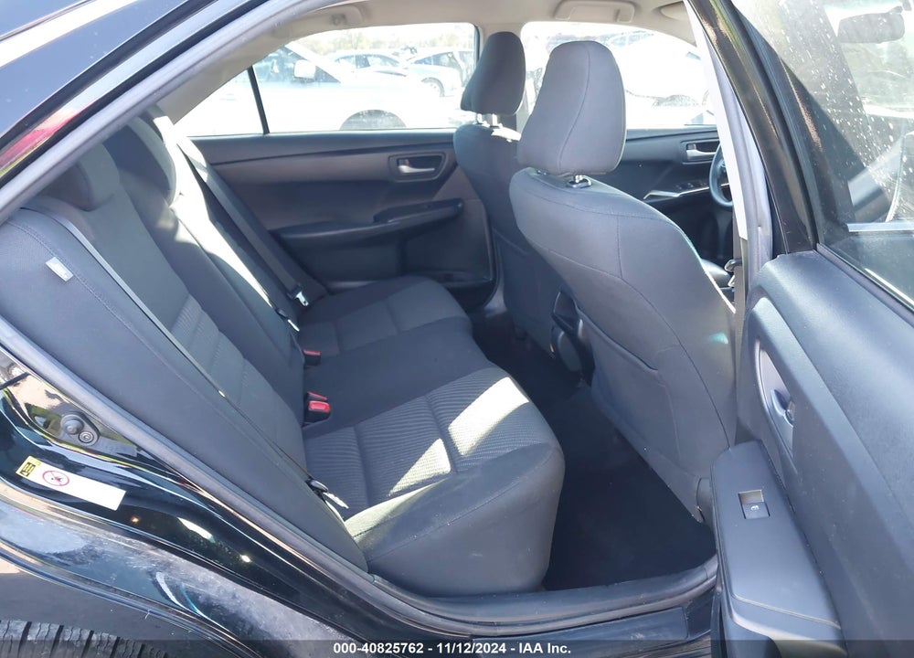 2017 TOYOTA CAMRY LE VIN: 4T1BF1FK2HU670073