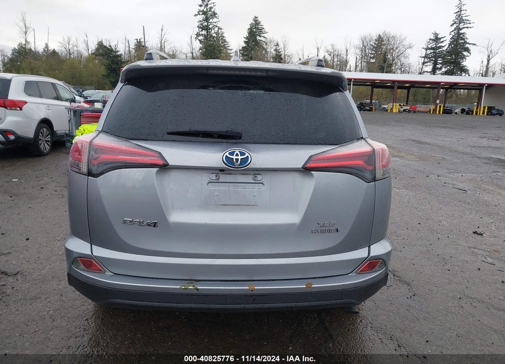 2017 TOYOTA RAV4 HYBRID XLE VIN: JTMRJREV1HD062640