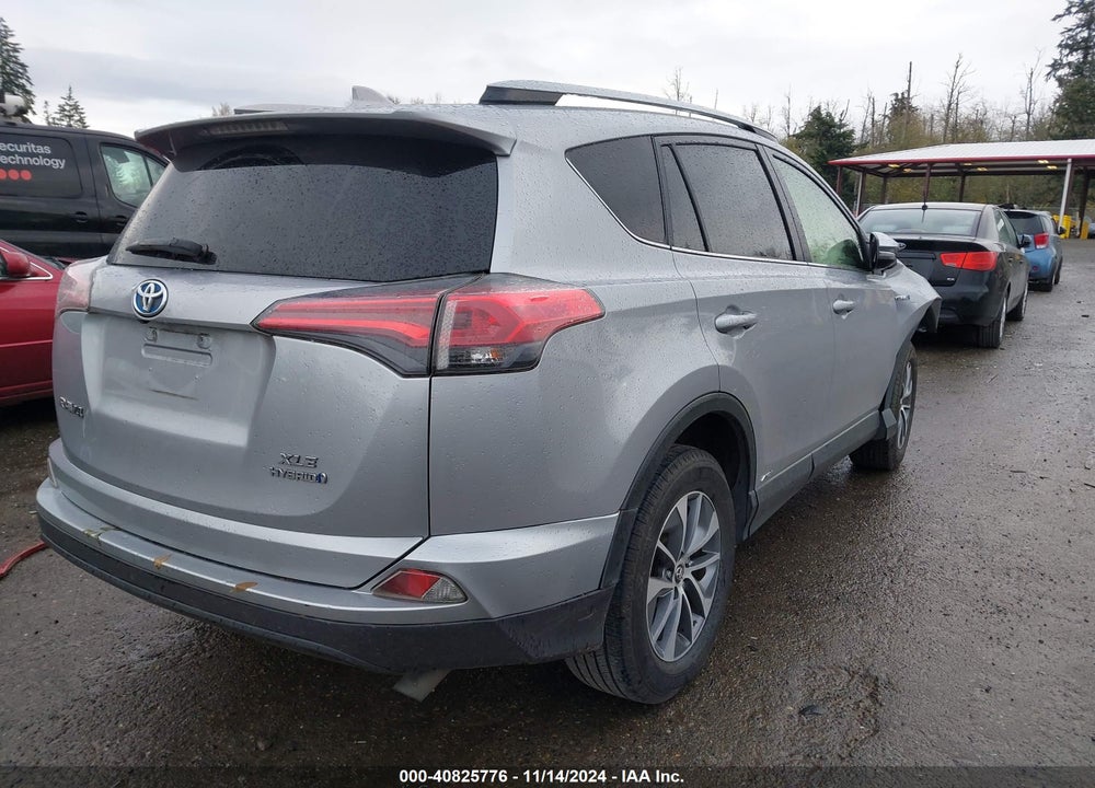 2017 TOYOTA RAV4 HYBRID XLE VIN: JTMRJREV1HD062640