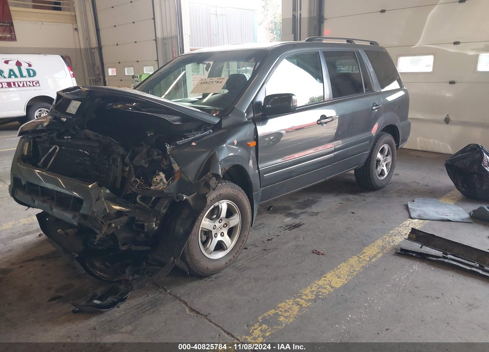 2006 HONDA PILOT EX VIN: 2HKYF18496H564028