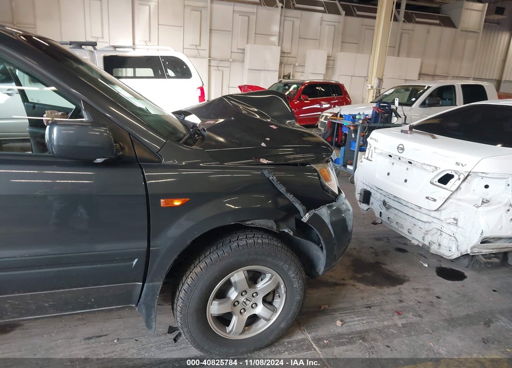 2006 HONDA PILOT EX VIN: 2HKYF18496H564028