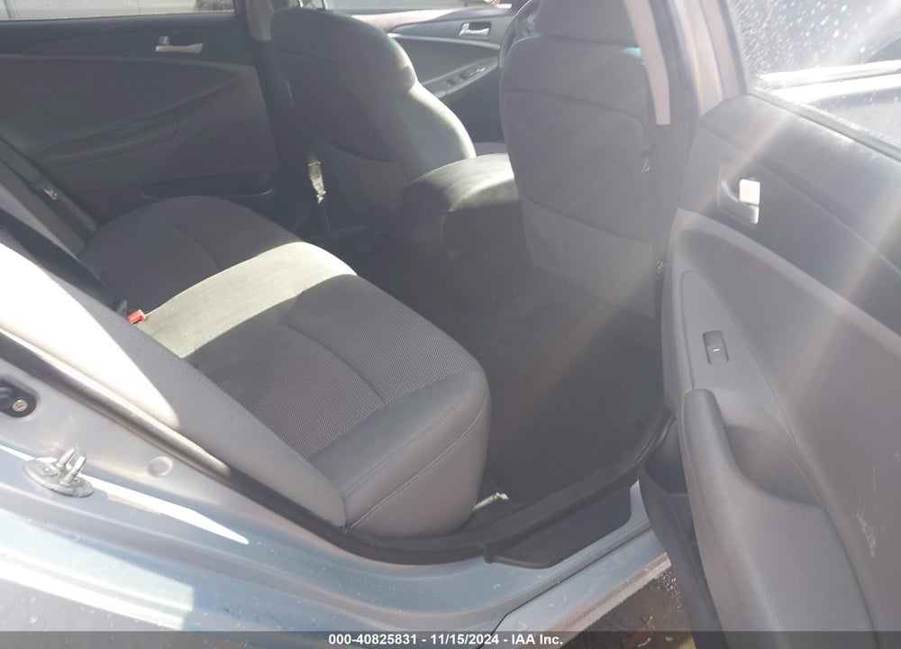 2011 HYUNDAI SONATA GLS VIN: 5NPEB4AC2BH096381