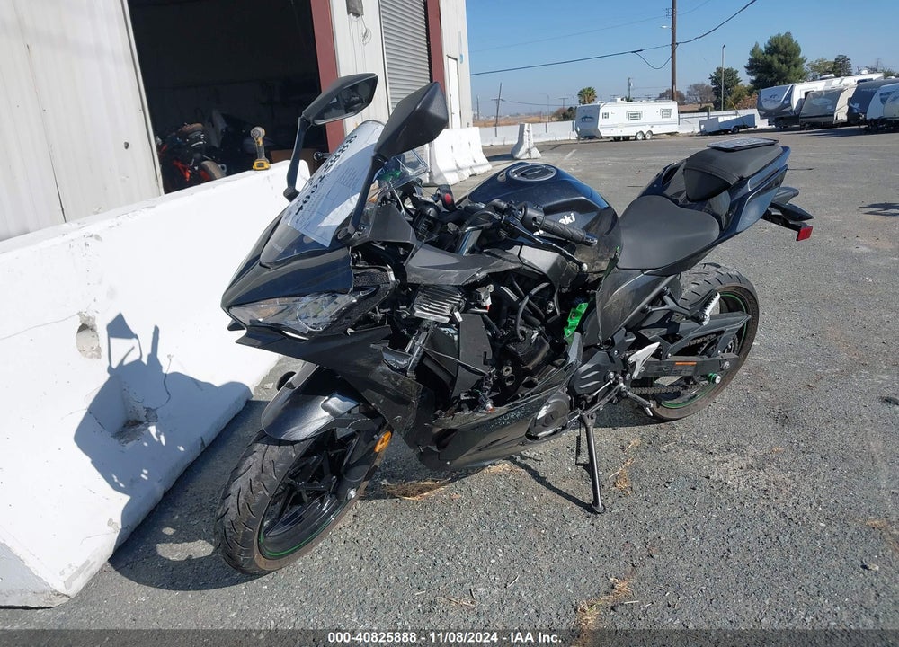 2023 KAWASAKI EX400 VIN: JKAEXKH16PDAN4235