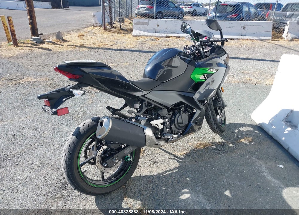 2023 KAWASAKI EX400 VIN: JKAEXKH16PDAN4235