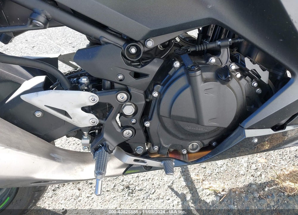 2023 KAWASAKI EX400 VIN: JKAEXKH16PDAN4235