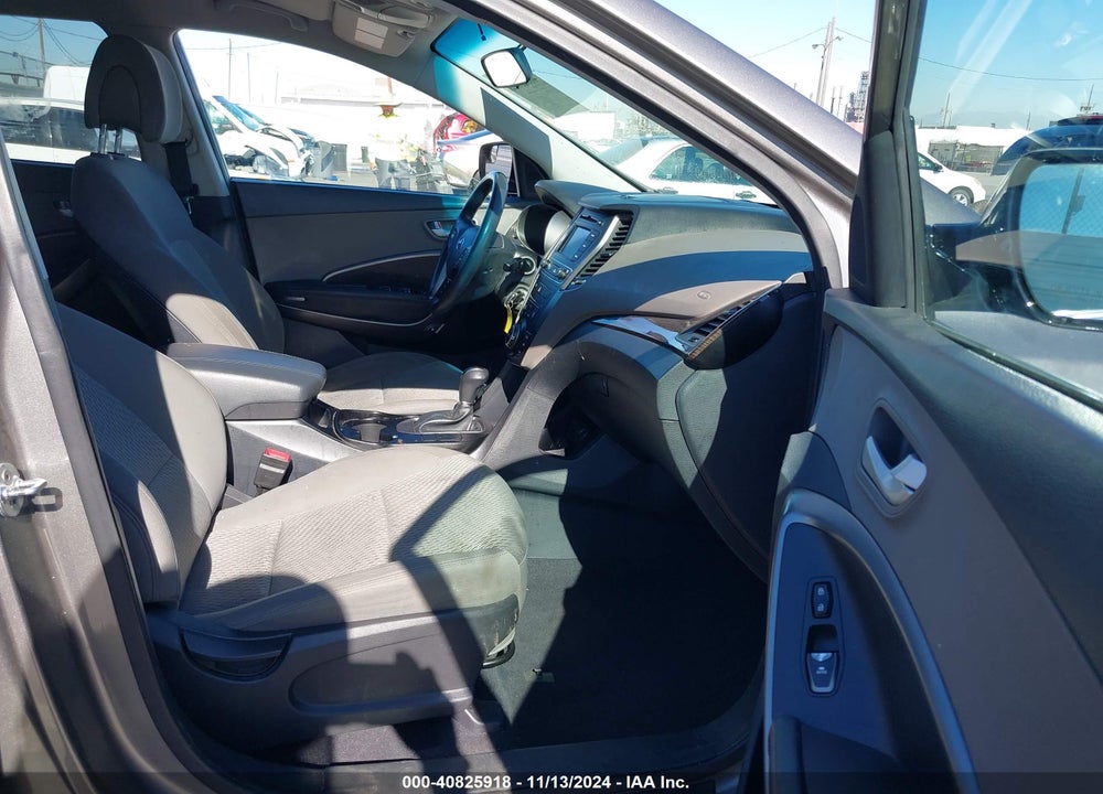 2017 HYUNDAI SANTA FE SPORT 2.4L VIN: 5NMZTDLB2HH000970