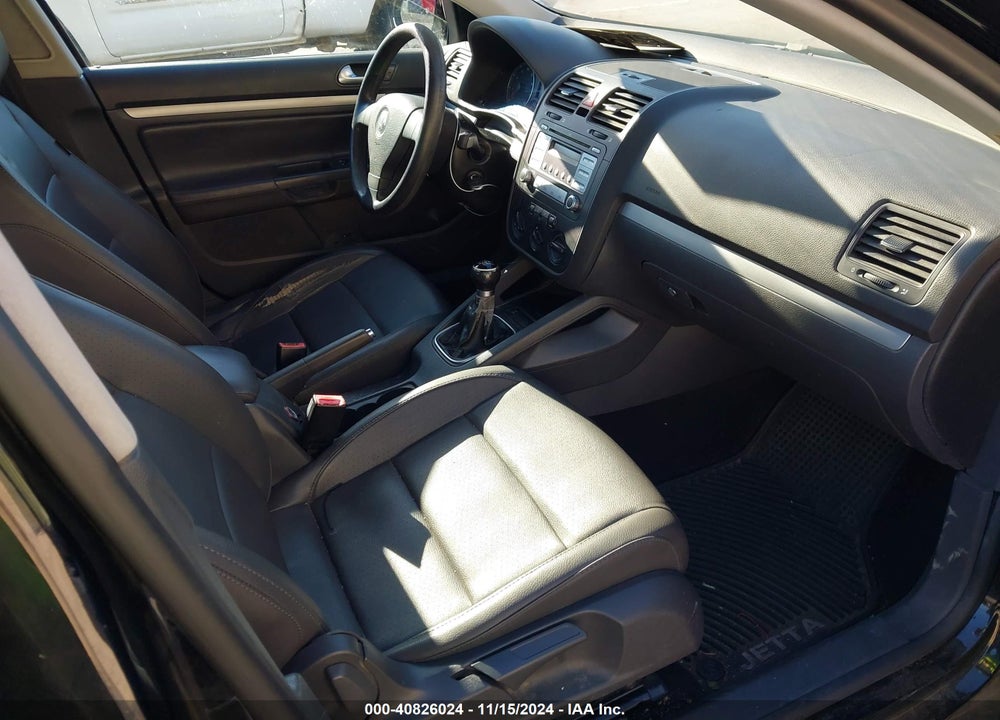 2007 VOLKSWAGEN JETTA WOLFSBURG EDITION VIN: 3VWEG71K17M122929