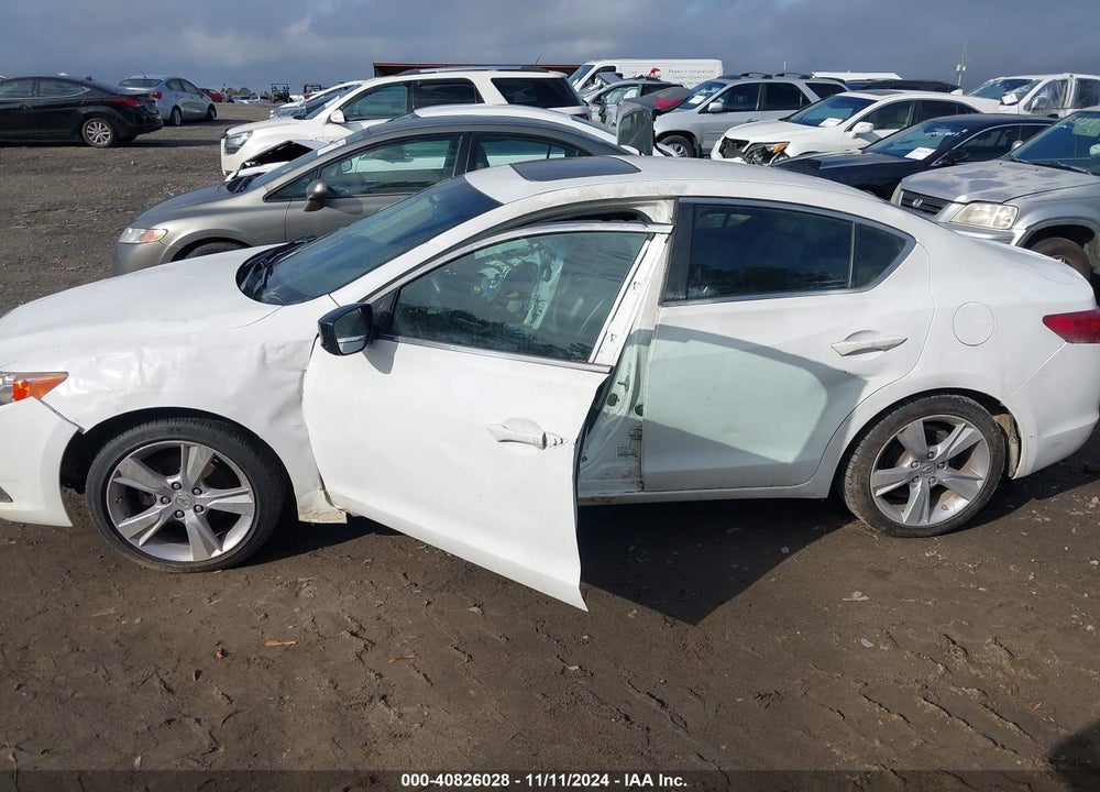 2014 ACURA ILX 2.0L VIN: 19VDE1F39EE002833