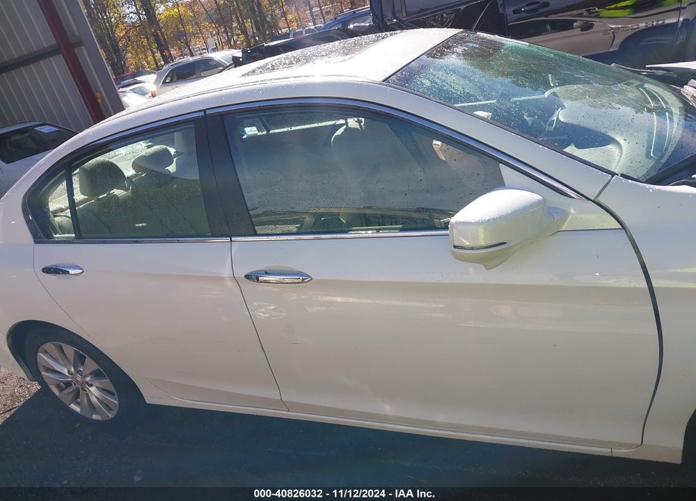 2015 HONDA ACCORD EX VIN: 1HGCR2F70FA060397