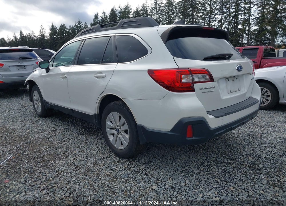 2018 SUBARU OUTBACK 2.5I PREMIUM VIN: 4S4BSAFC6J3306481