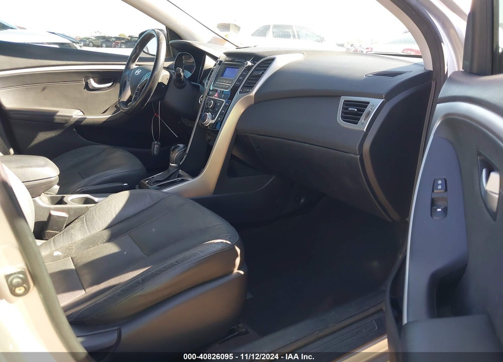 2014 HYUNDAI ELANTRA GT VIN: KMHD35LH0EU174394