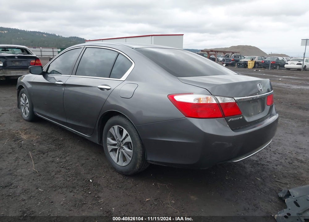 2015 HONDA ACCORD LX VIN: 1HGCR2F30FA034587