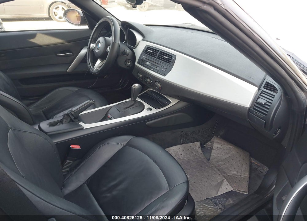 2008 BMW Z4 3.0SI VIN: 4USBU53518LX03998