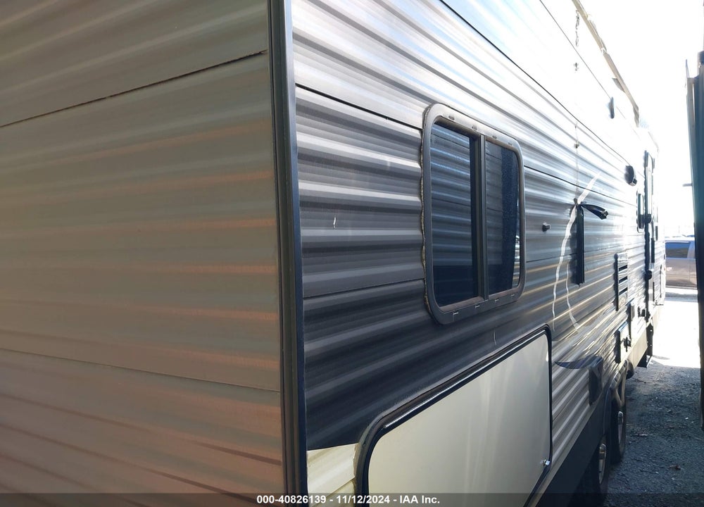 2018 OTHER --- VIN: 4YDT2912XJ8924179