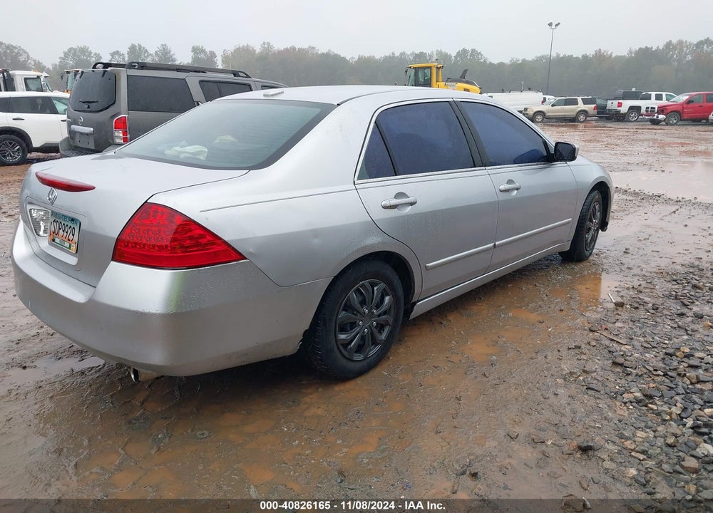 2007 HONDA ACCORD 2.4 EX VIN: 1HGCM56807A152782