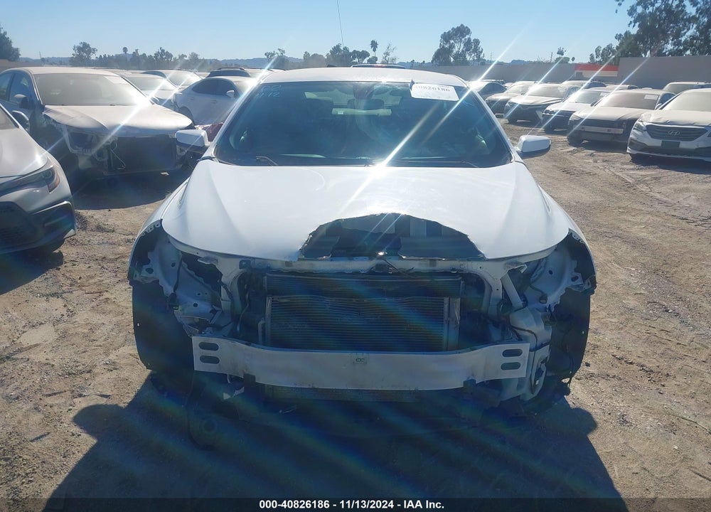 2018 CHEVROLET MALIBU LT VIN: 1G1ZD5ST4JF152550
