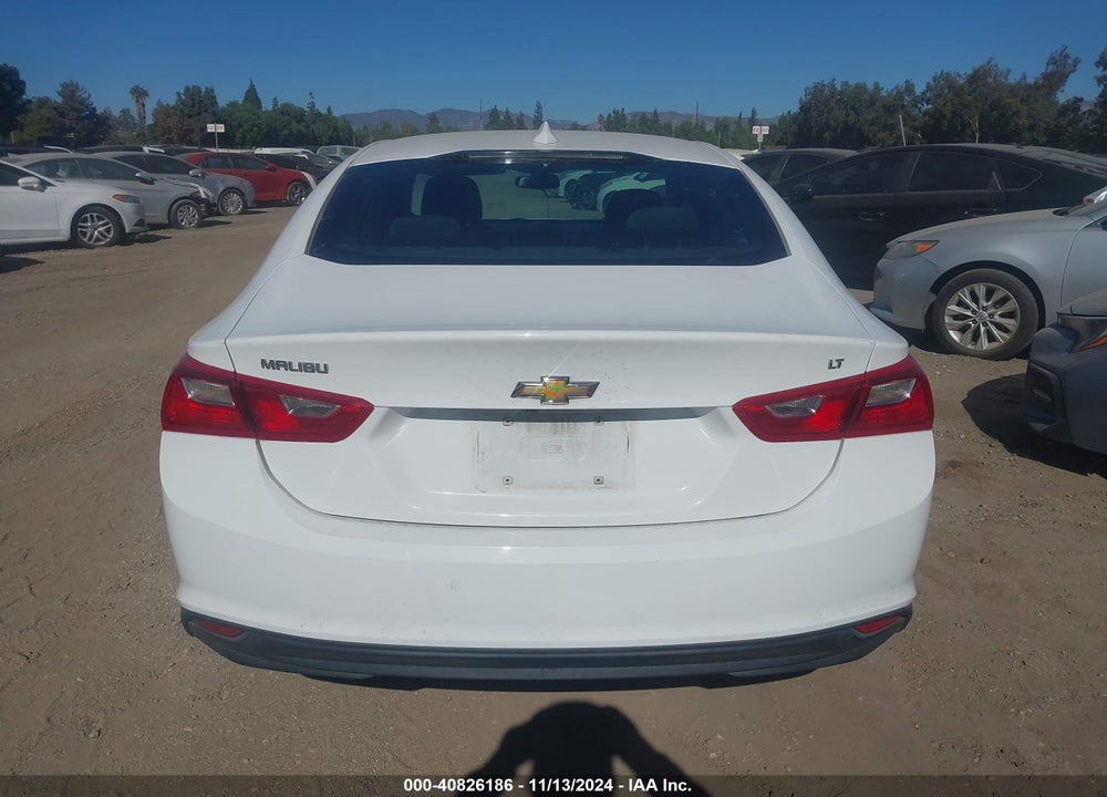 2018 CHEVROLET MALIBU LT VIN: 1G1ZD5ST4JF152550