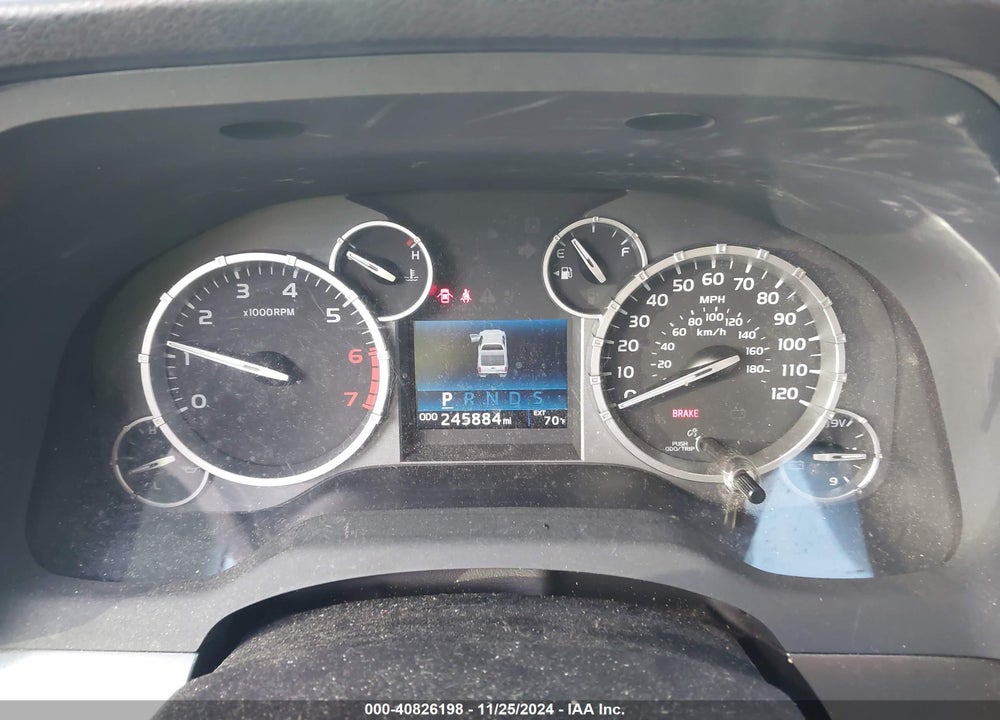 2017 TOYOTA TUNDRA PLATINUM 5.7L V8 VIN: 5TFGW5F11HX217697