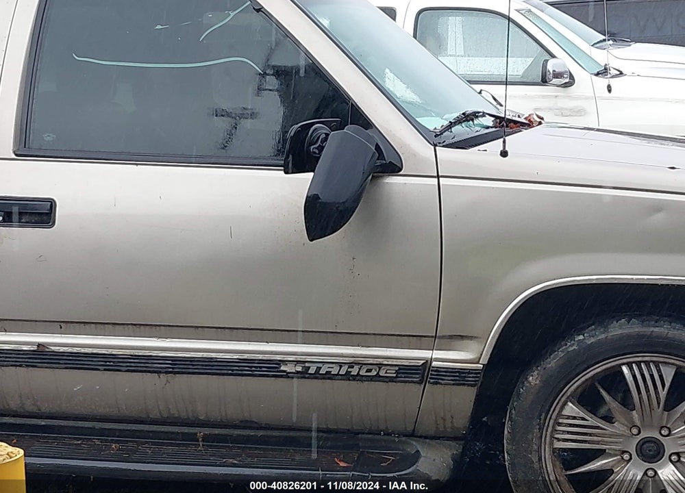 1999 CHEVROLET TAHOE LT VIN: 1GNEC13R9XR150344