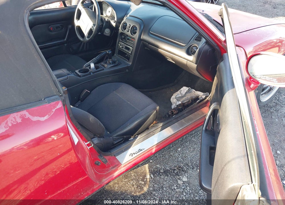 1997 MAZDA MX-5 MIATA LEATHER PKG/M EDITION/POPULAR EQUIPMENT PKG/R PKG./STO/TOURING PKG VIN: JM1NA3537V0730549
