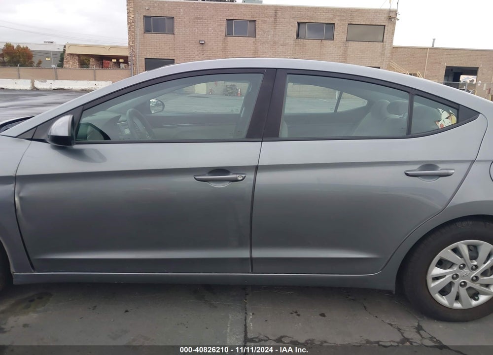 2018 HYUNDAI ELANTRA SE VIN: KMHD74LF3JU449649