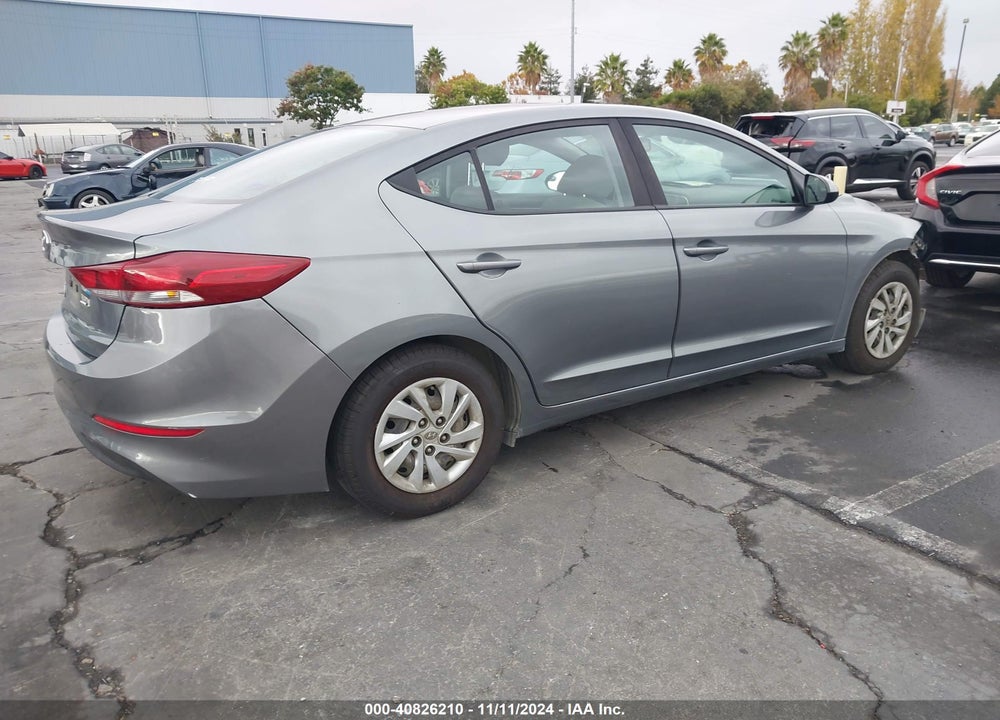 2018 HYUNDAI ELANTRA SE VIN: KMHD74LF3JU449649