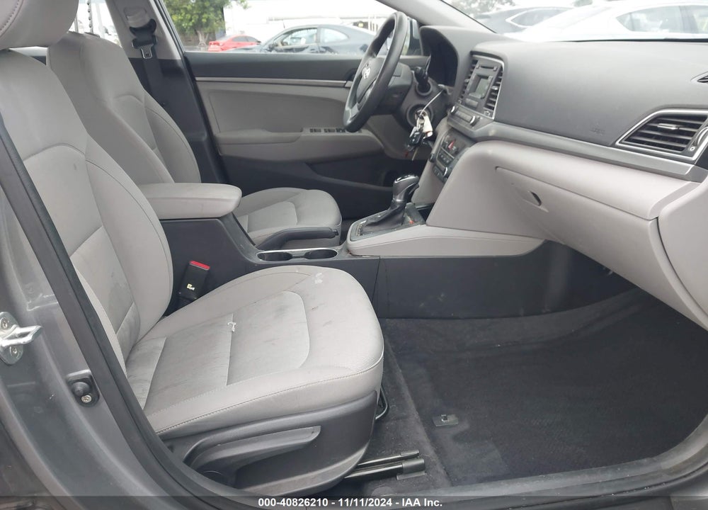 2018 HYUNDAI ELANTRA SE VIN: KMHD74LF3JU449649