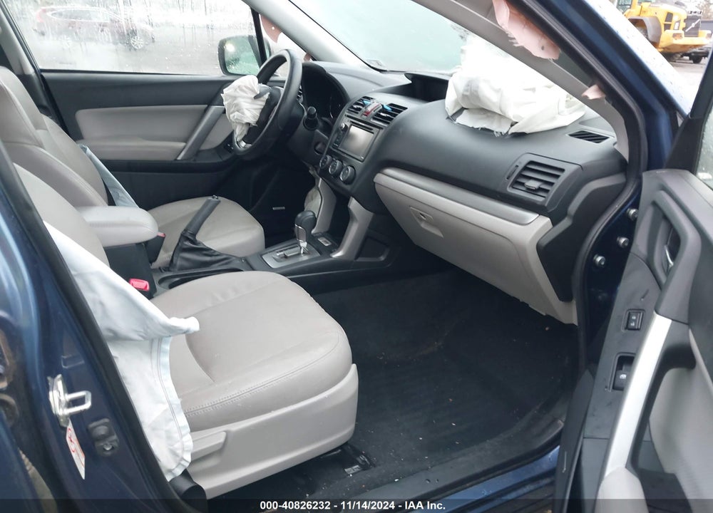 2014 SUBARU FORESTER 2.5I TOURING VIN: JF2SJAPCXEH544625