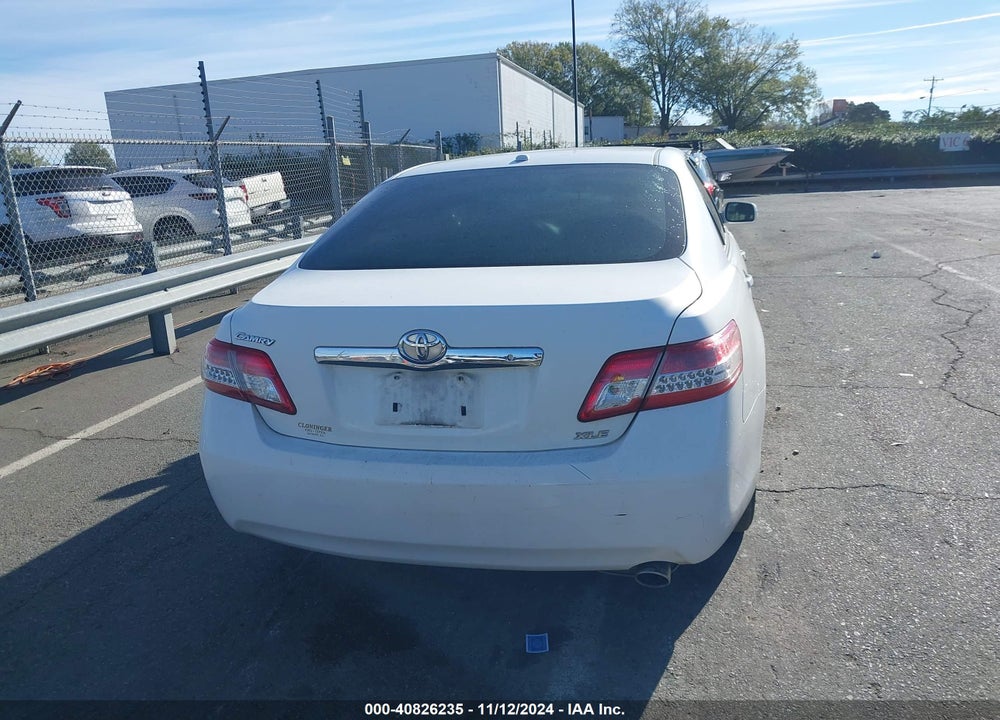 2011 TOYOTA CAMRY XLE VIN: 4T1BF3EK0BU656225