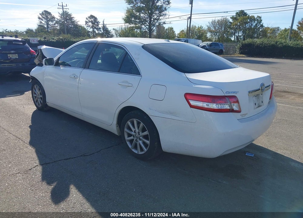 2011 TOYOTA CAMRY XLE VIN: 4T1BF3EK0BU656225