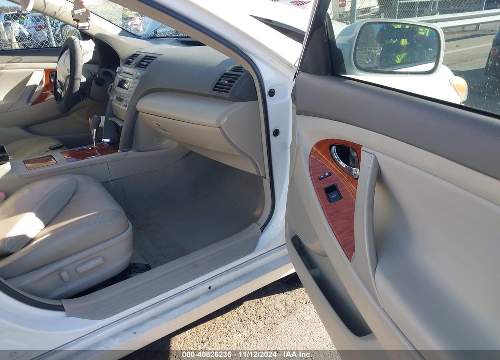 2011 TOYOTA CAMRY XLE VIN: 4T1BF3EK0BU656225