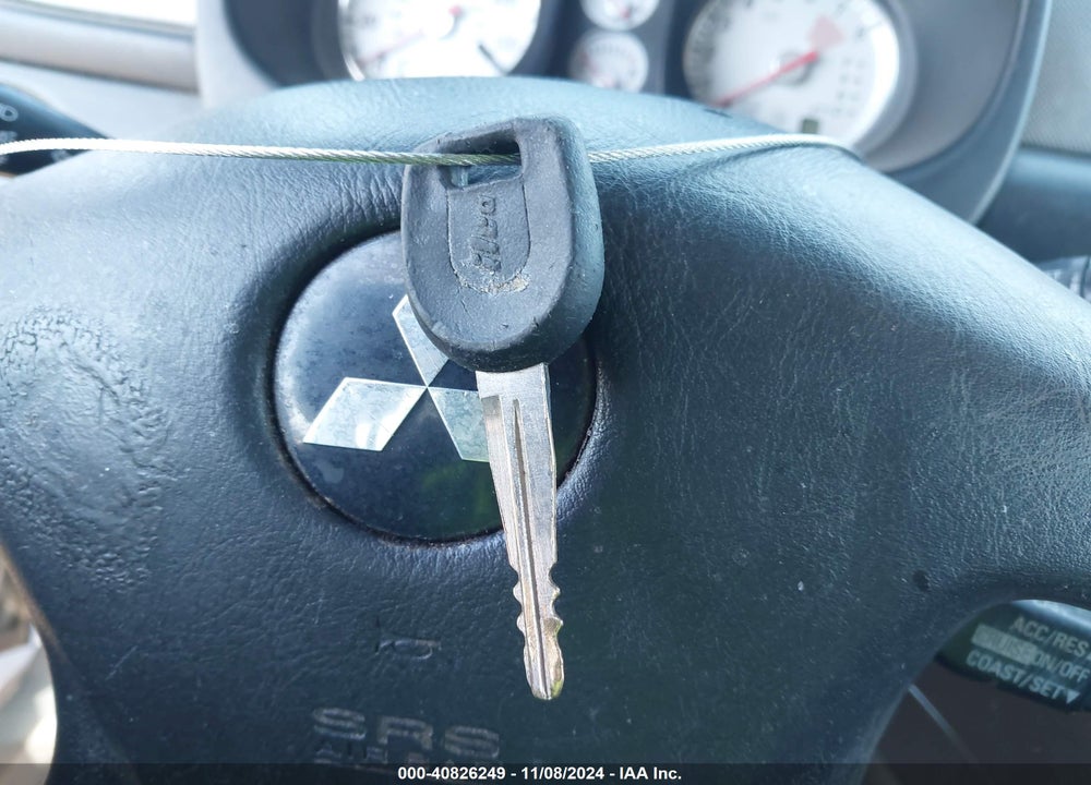 2004 MITSUBISHI OUTLANDER XLS VIN: JA4LX41F74U035064