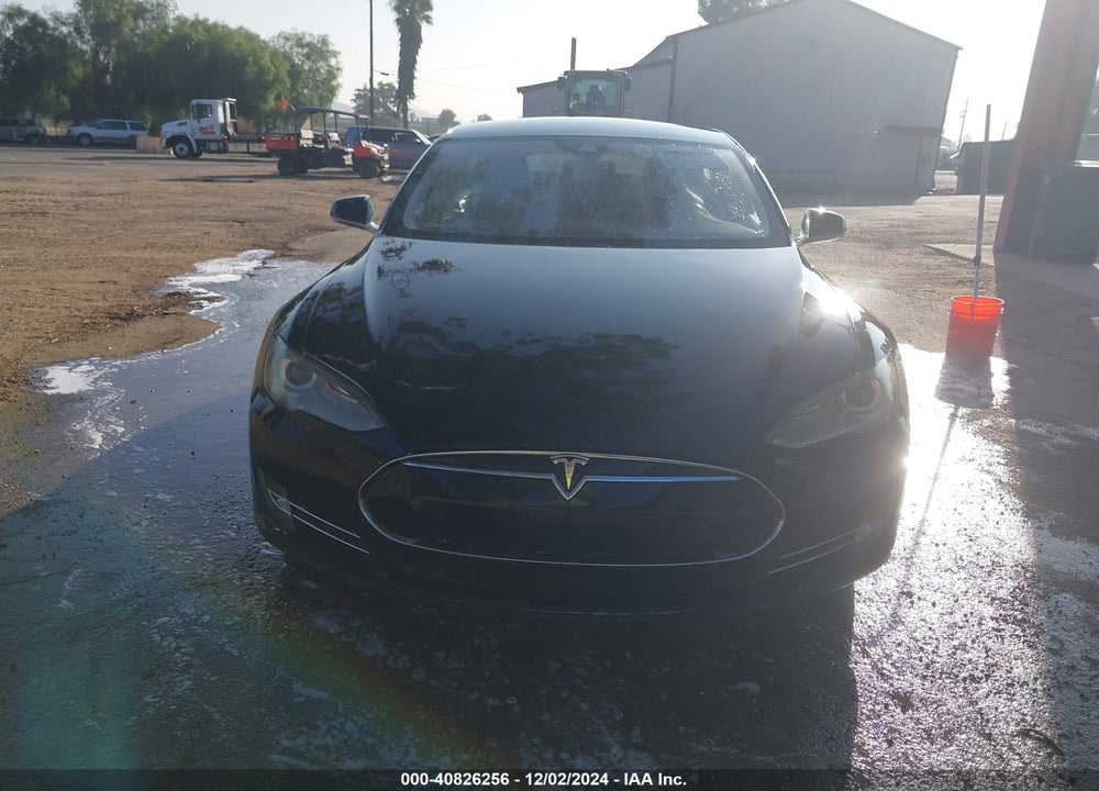 2014 TESLA MODEL S VIN: 5YJSA1H15EFP61933