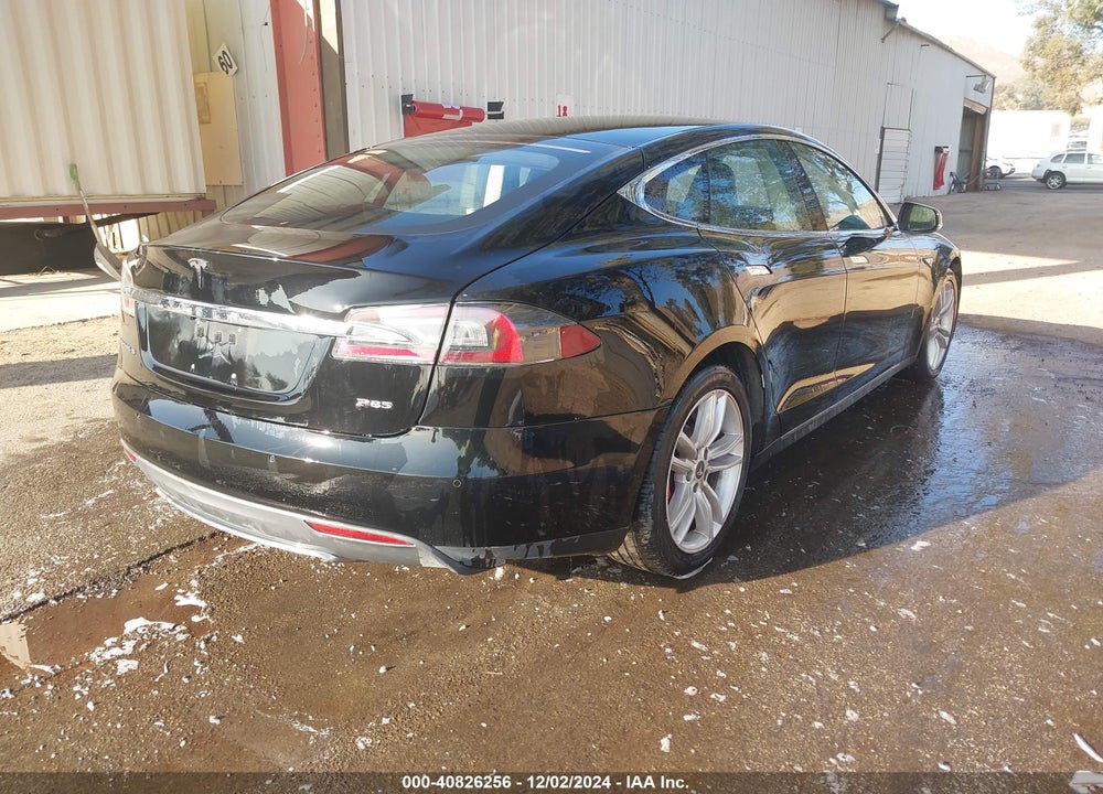 2014 TESLA MODEL S VIN: 5YJSA1H15EFP61933
