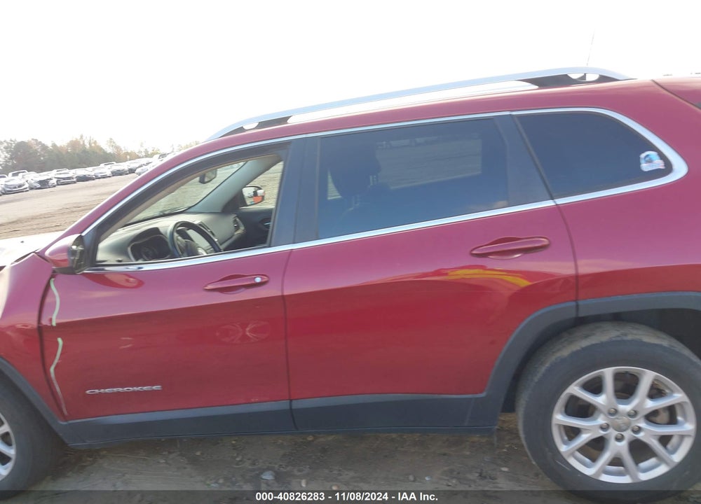 2017 JEEP CHEROKEE LATITUDE FWD VIN: 1C4PJLCB6HW667724