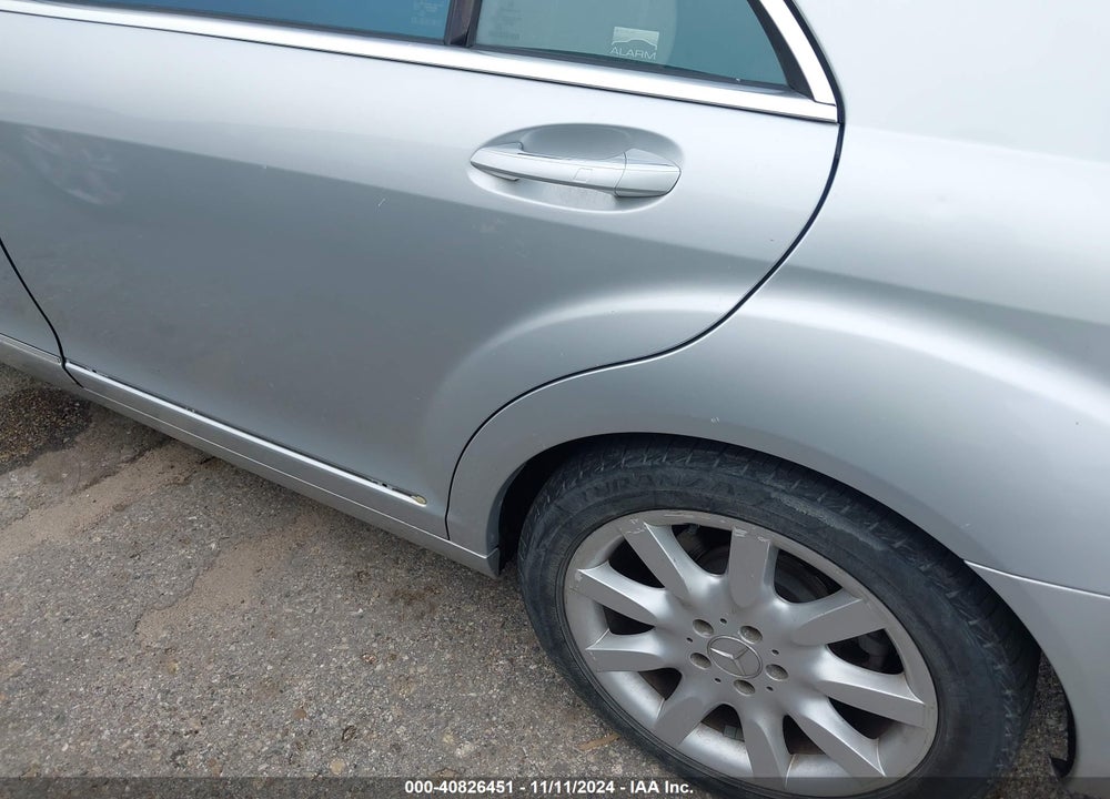 2007 MERCEDES-BENZ S 550 VIN: WDDNG71X37A041030