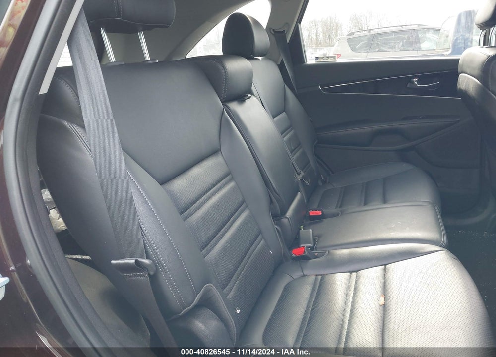 2016 KIA SORENTO 2.0T EX VIN: 5XYPHDA17GG023172